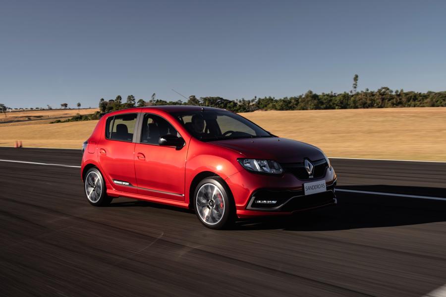  Renault Sandero R.S. 2019 года  (фото 15 из 49)